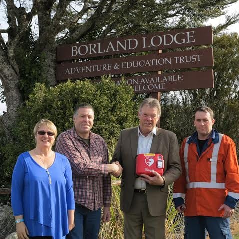 PowerNet - Borland Lodge AED Donation - Aug 2016