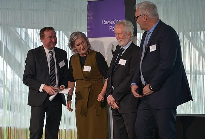 tommy-receiving-his-award-002