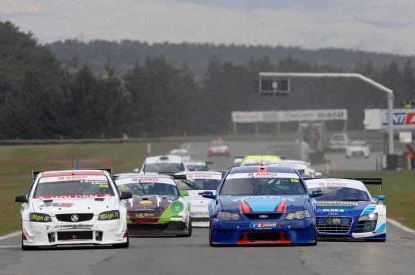 TI5E1839_Teretonga 3Hour Start