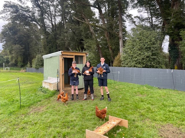 Tuatapere School Students Successful Business Project