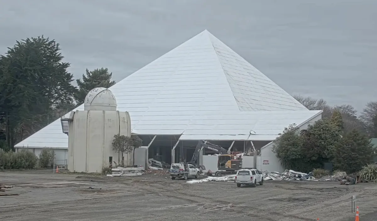 Watch: Time Lapse Video Of Old Museum Demolition