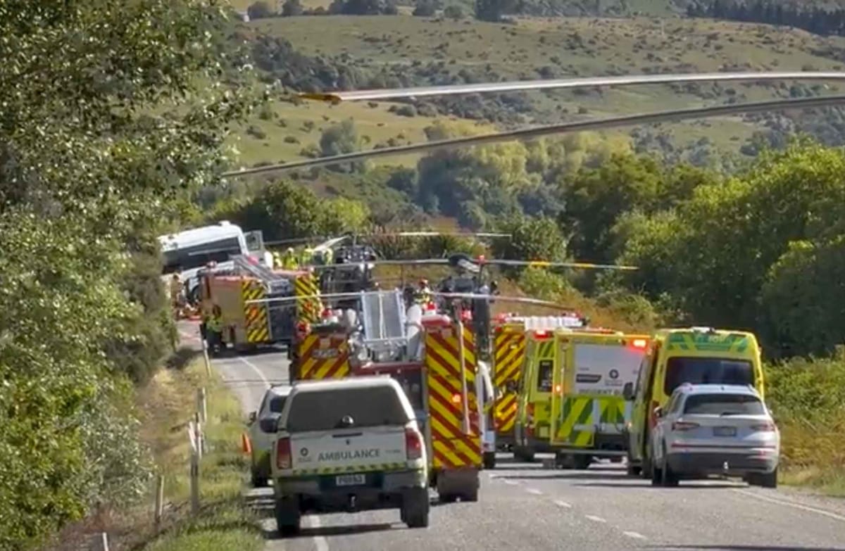 Devil’s Staircase Crash: One Dead, Two Critical, 20 Injured in Tour Bus Collision