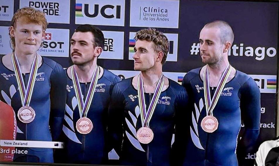 Kiwi Men Claim Bronze in Team Pursuit