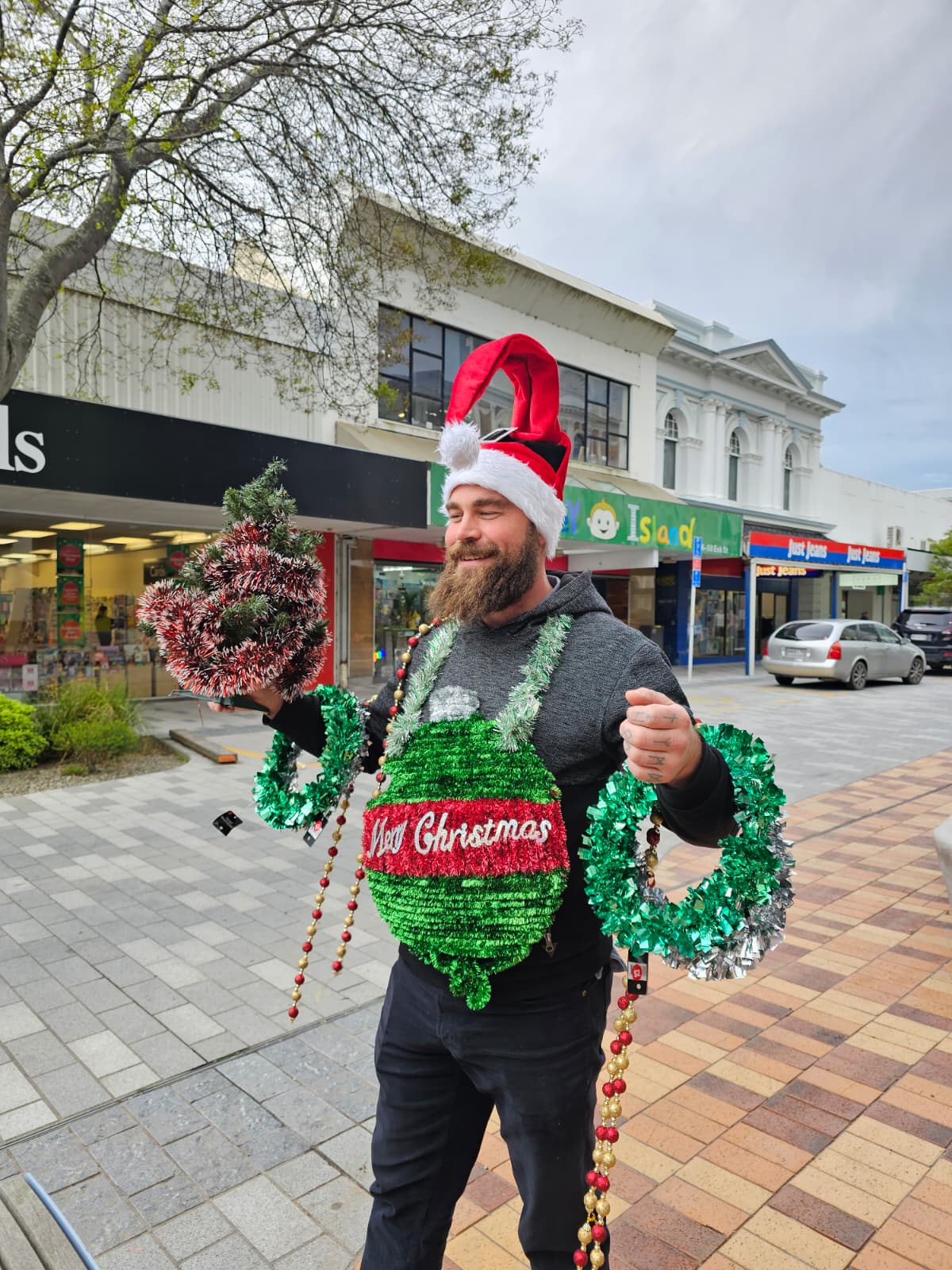 Final Days To Vote For Best Festive Store