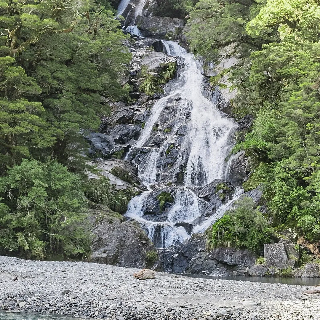Two Die in Mt Aspiring National Park Helicopter Crash