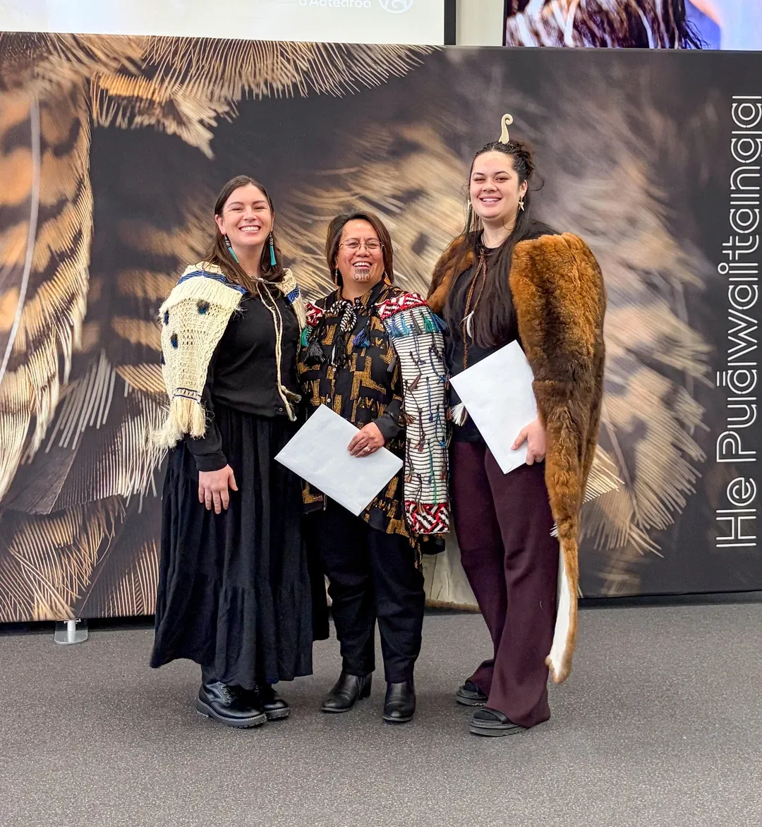 Invercargill Graduates Celebrate Language and Weaving