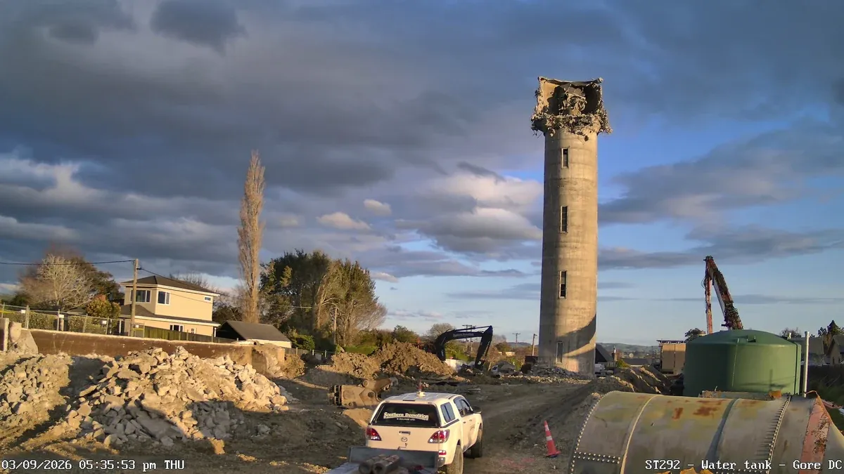 Gore's 1948 Water Tower Comes Down