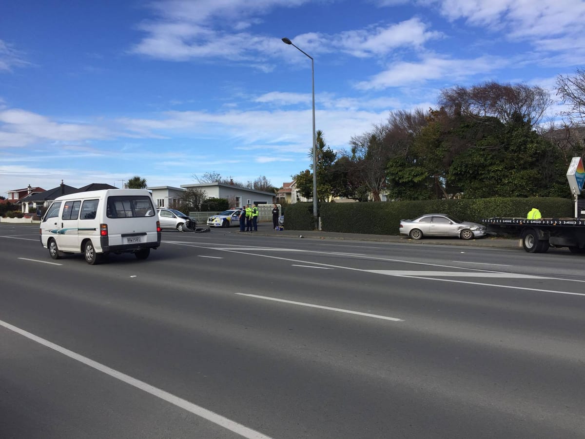 Two Car Crash Cnr Tweed & Pomona Streets