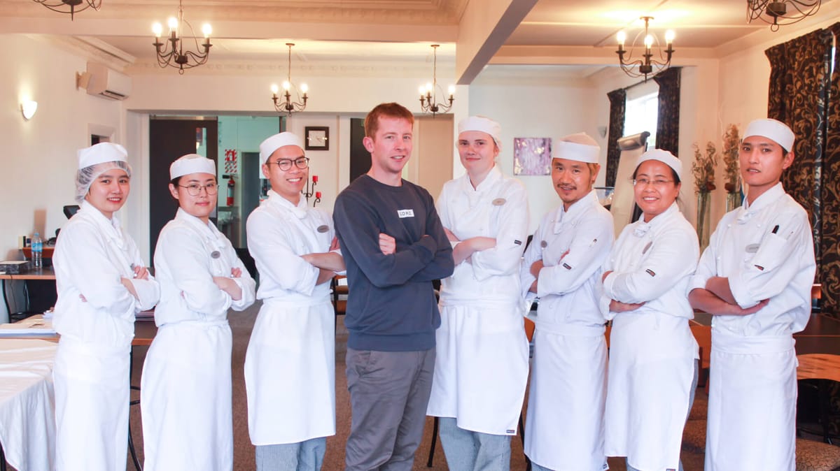 UK Based Southland Chef Visit’s SIT Students