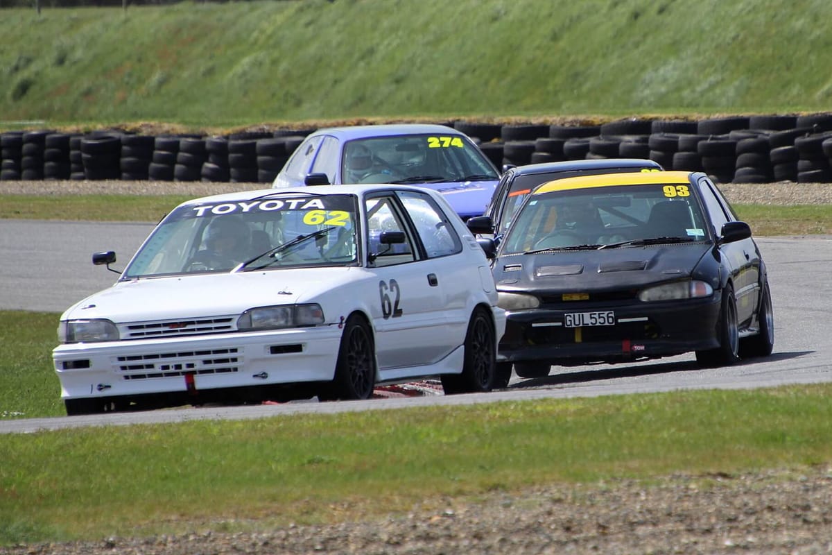 Free Admission at Teretonga Park for Club Racing on Sunday