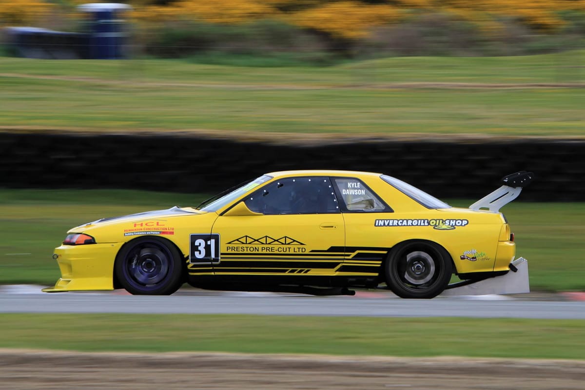 Club Racing Takes Centre At Teretonga Park