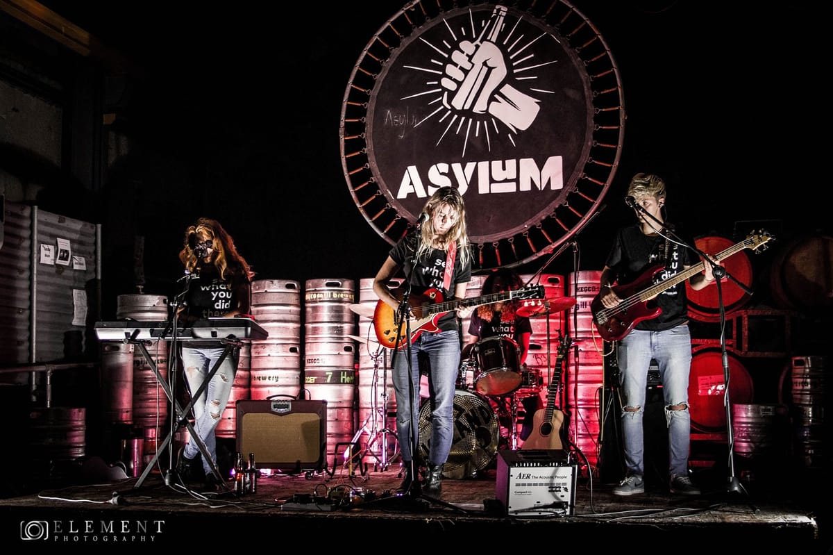 Jas Josland and Friends at Asylum – Review