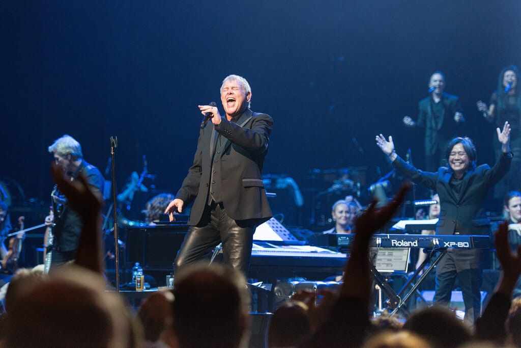 John Farnham To Join Eagles Dunedin Show