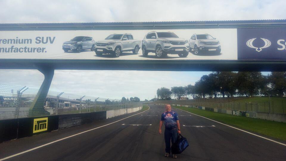 Local First Response Officer & Volunteer Helps Out At Pukekohe Park Raceway