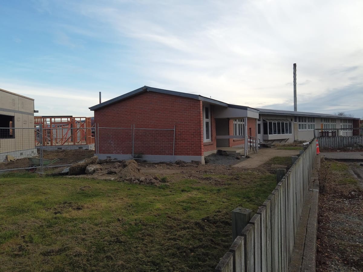 New School Taking Shape On Old Waikiwi Primary Site