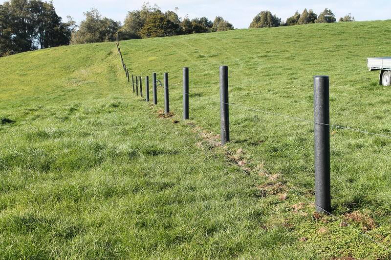 Making Fence Posts From Used Plastic