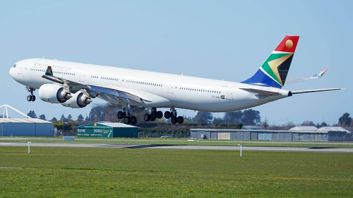 South African Airlines Flight Passes Over Southland On Long Flight Home.