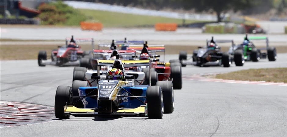 Awesome Lawson Opens Castrol TRS Series With Dominant Win