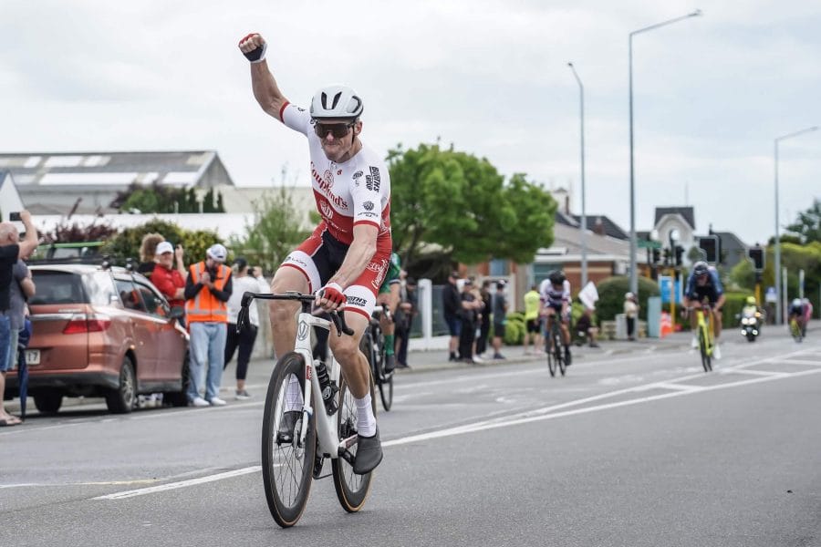 Comm Games Mountain Bike Medallist Rides Into Tour Of Southland Yellow Jersey