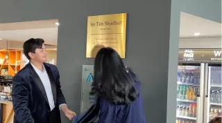 Watch: Sir Tim Shadbolt Honoured With Terminal Renaming