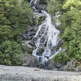 Two Die in Mt Aspiring National Park Helicopter Crash