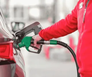 Historic Trade Deal Protects NZ Fuel Imports From Singapore
