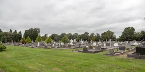 Burial Plaques Stolen From Invercargill Cemetery