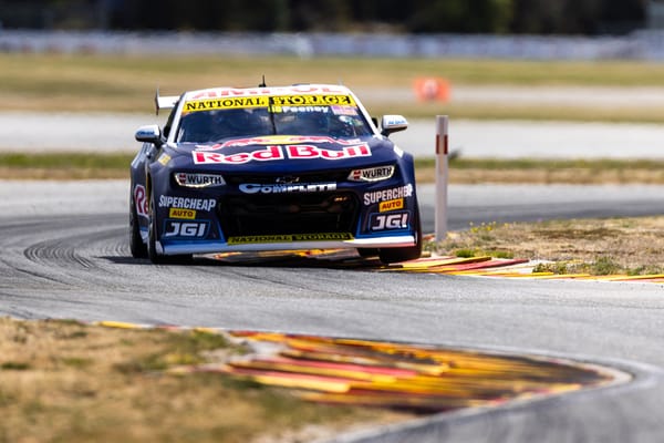 Fantastic Line Up For Teretonga Park This Weekend