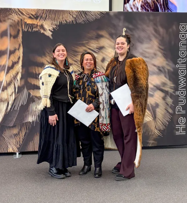 Invercargill Graduates Celebrate Language and Weaving