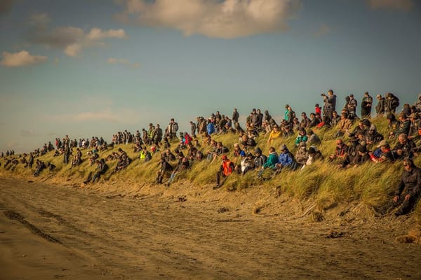 Beach Races Popular (Pics)