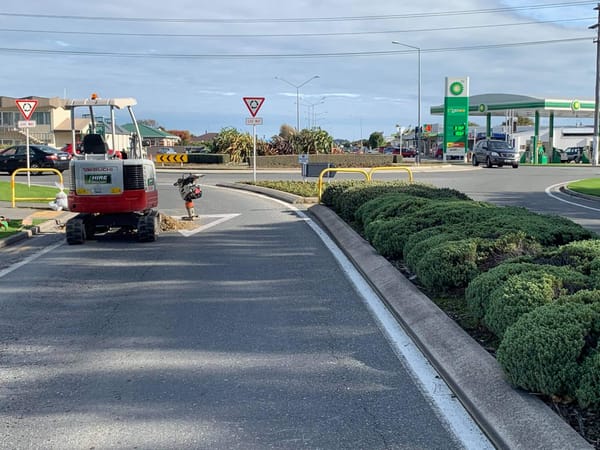 Ascot Roundabout Detour – UPDATE #2:  Incoming Lane Closed Use Detour