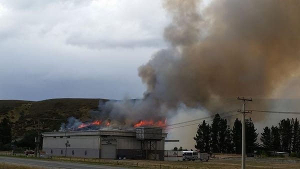 UPDATED: Emergency Services Battling Clyde Scrub Fire