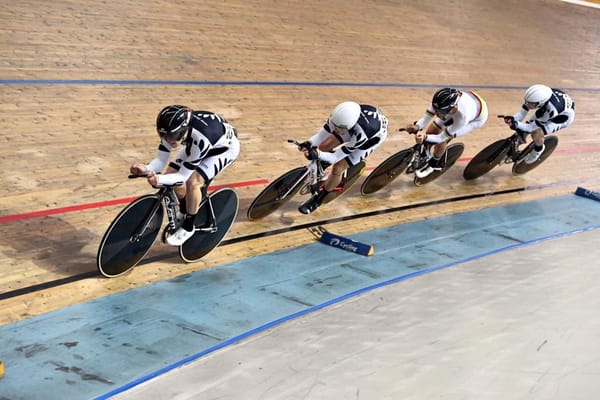 Kiwi Team Pursuit Combinations Chase Medals In Italy