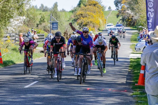 Favourites Step Up In Fifth Round Of Calder Stewart Cycling Series