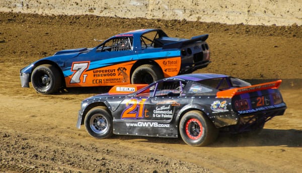 Mayhem Reigns At Season Finale At Riverside Speedway