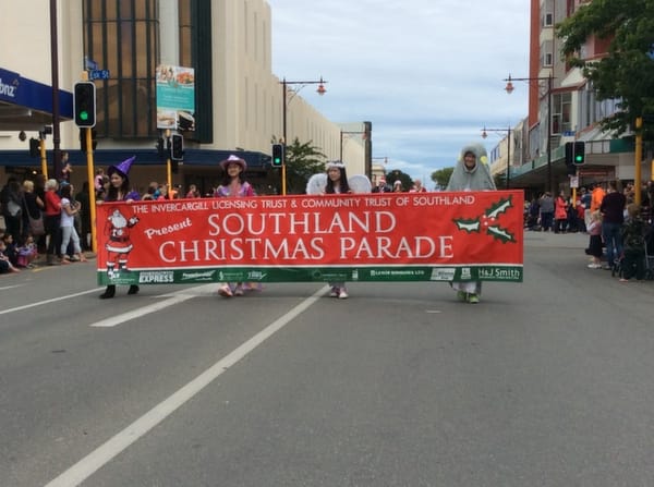 2014 Southland Santa Parade Photos