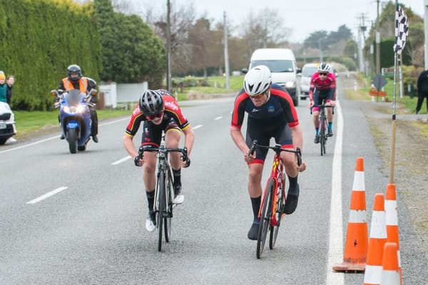 Keast Claims Gore To Waikiwi Title