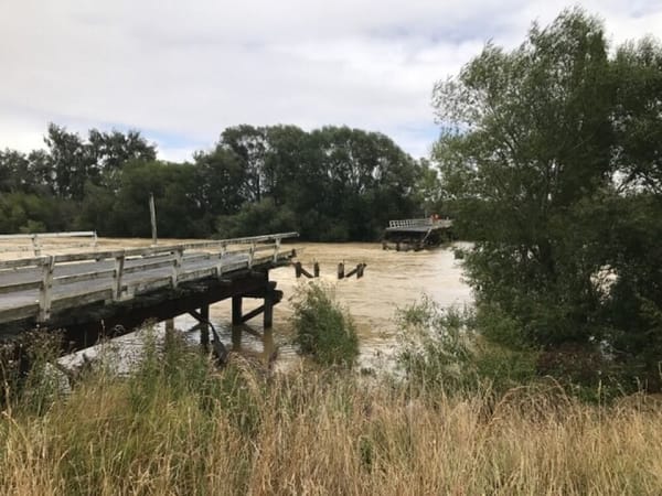 Pyramid Bridge To Be Replaced