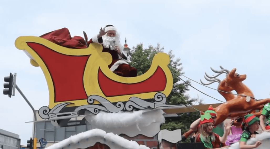 Everybody Needs A Good Party – Hands Up For Santa Parade