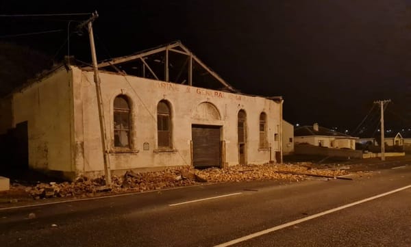 Part of SH1 In Bluff Is Closed Due A Building Collapse