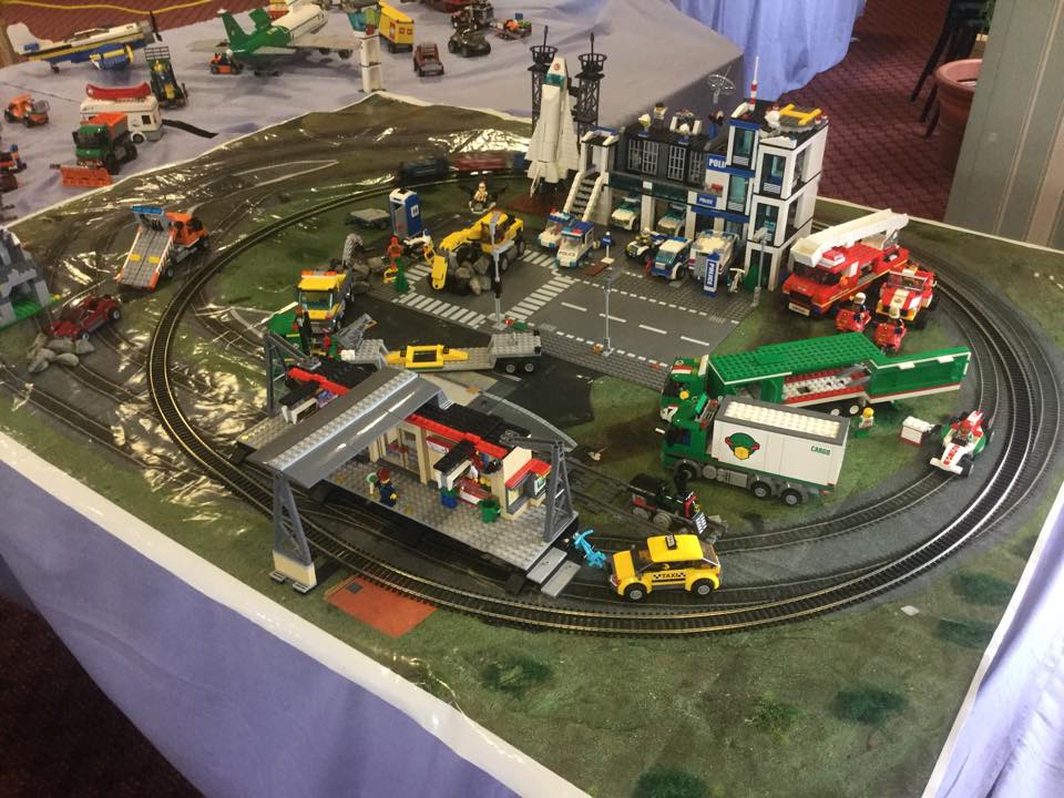 Lots To See At The Model Show